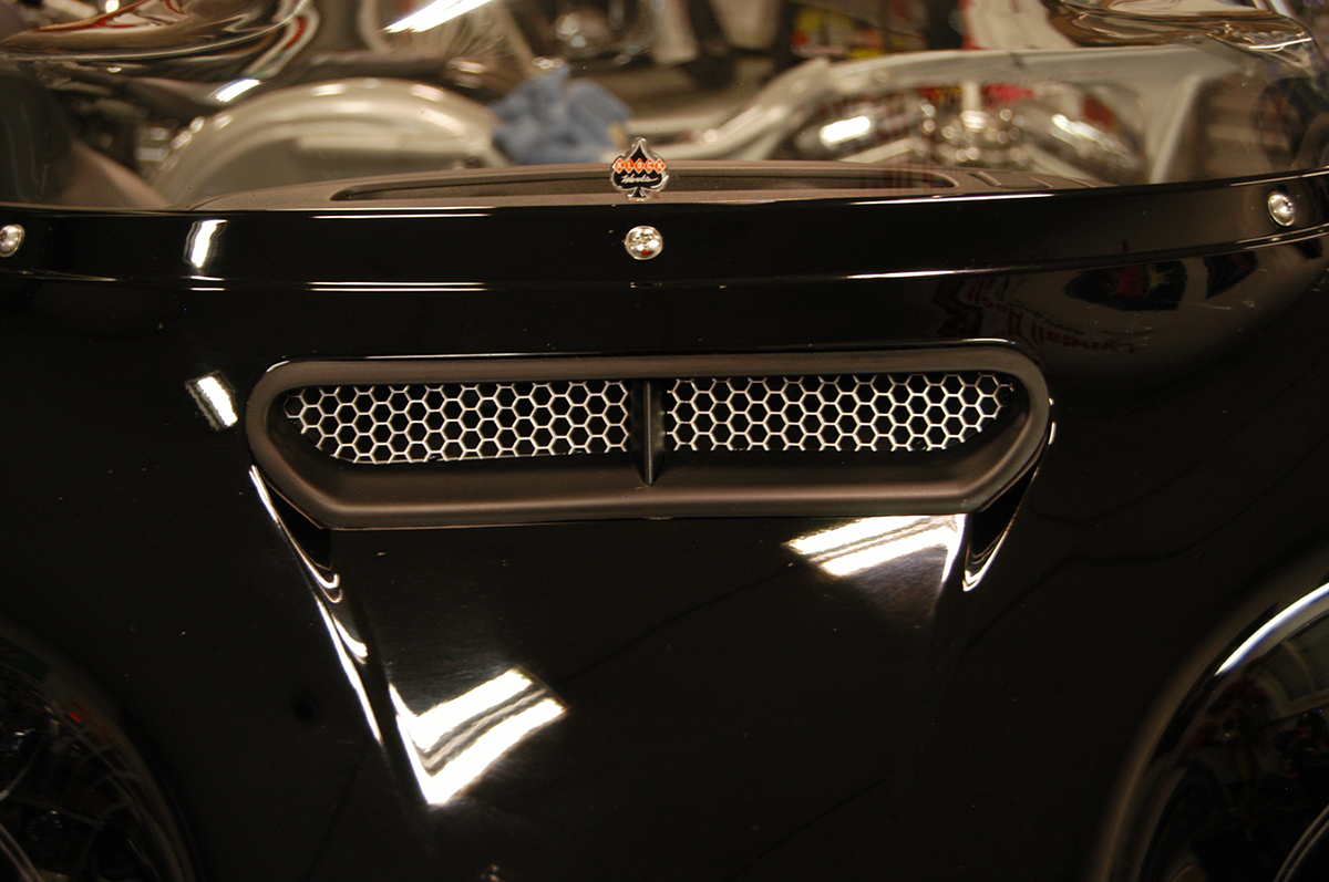Fairing Vent Screen - Honeycomb - Chrome – FLHT/FLHX
